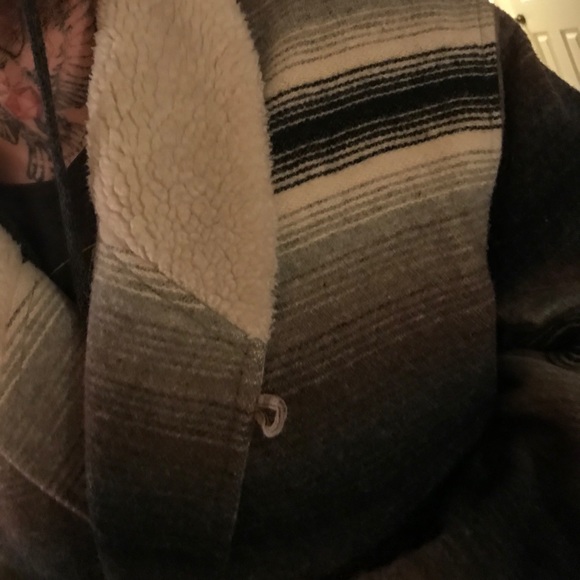 Woolrich striped blanket shawl collar mackinaw - Picture 3 of 7